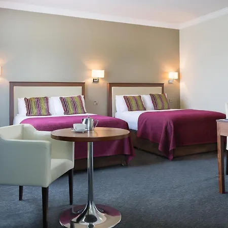 Rochestown Park & Leisure Centre Hotell