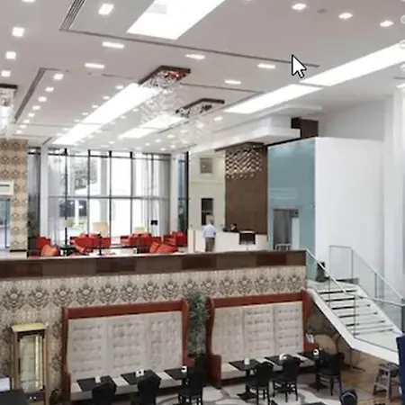 Hotell Rochestown Park & Leisure Centre 4*