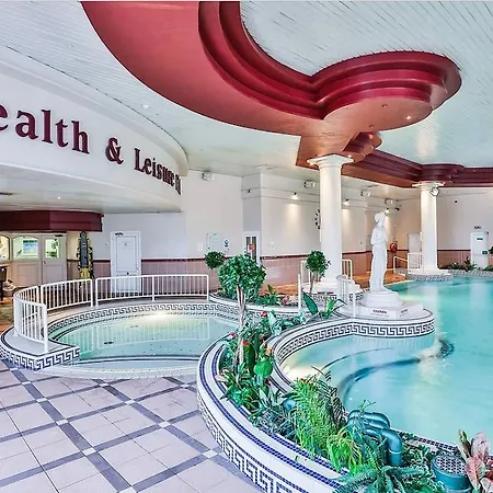 Hotell Rochestown Park & Leisure Centre 4*