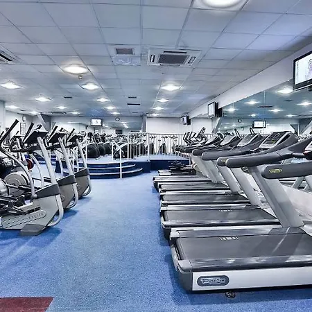 Rochestown Park & Leisure Centre Hotell 4*